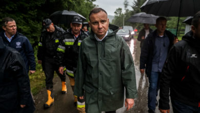 Photo of Andrzej Duda odwiedził tereny dotknięte ulewami