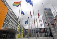 Photo of PE: Małżeństwa jednopłciowe i związki partnerskie powinny być uznawane w całej UE